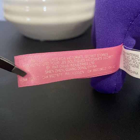 Victoria Secret Purple 1986 Dog Plush Toy - Picture 10 of 14